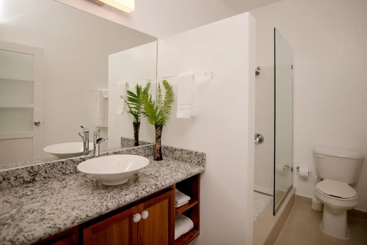 Apartment Whispering Seas Oceanfront Suite Ocho Rios Jamaica