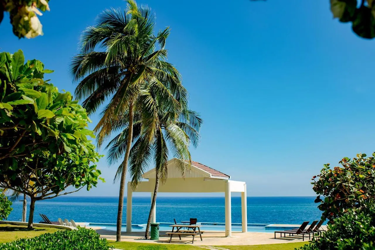 Whispering Seas Oceanfront Suite Ocho Rios