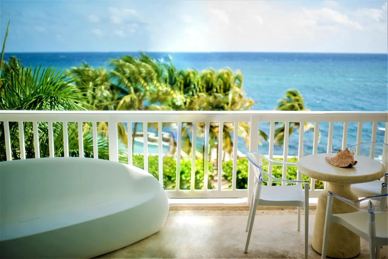 Whispering Seas Oceanfront Suite Ocho Rios